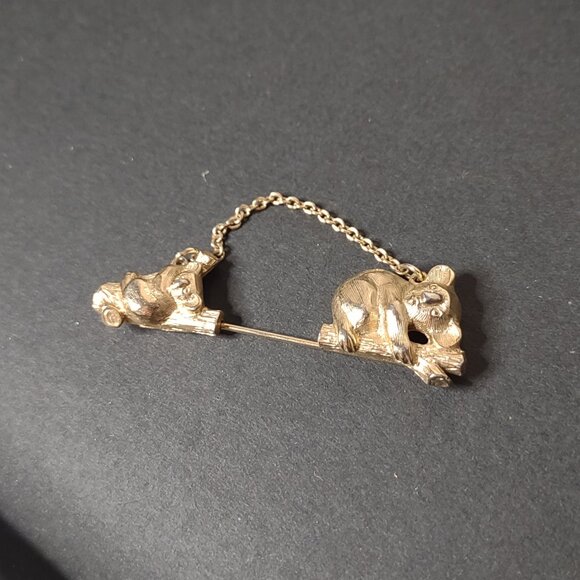 Gold Tone Koala Bear Stick Pin - Picture 1 of 10